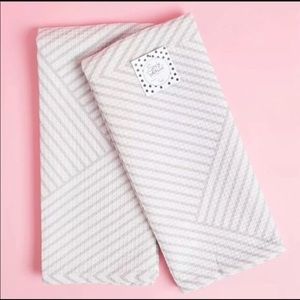 ⚡️SALE-3️⃣ for $25 SIMPLY WHIMSICAL Tea Towels FFF